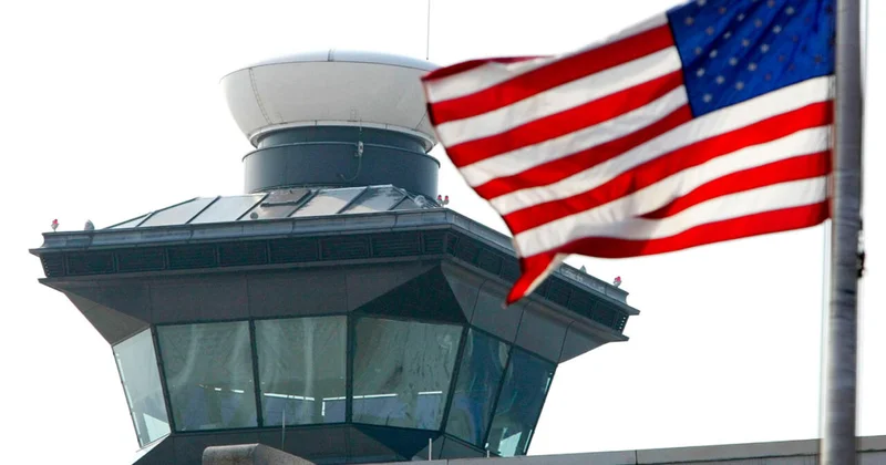 В США отменили более восьми тысяч авиарейсов