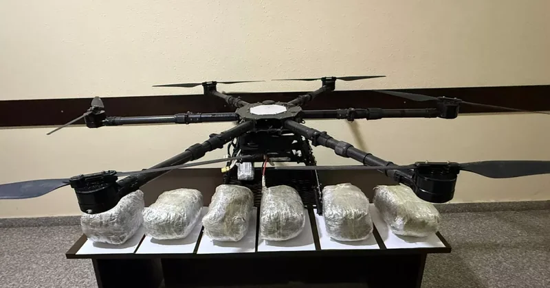 Из Ирана в Азербайджан с помощью дрона пытались перекинуть наркотики ФОТО
