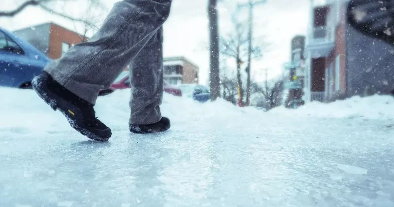 В Азербайджане дороги покроются льдом: погода на завтра