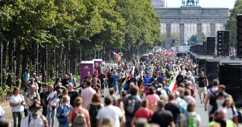 Более половины немцев теперь считают США угрозой, а не союзником опрос