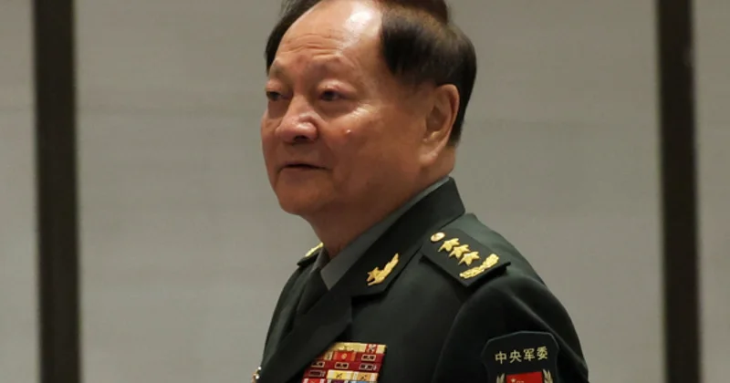 Çində iki yüksək rütbəli hərbçiyə qarşı istintaq başlayıb