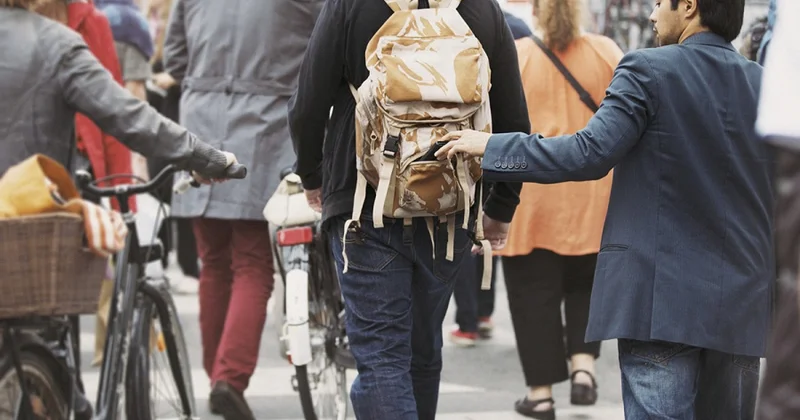 Turistlər ən çox hansı şəhərlərdə qarət olunur?