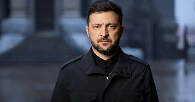 “Donbas düyünü: Zelenski ağır seçim qarşısında“ “Corriere della Sera“