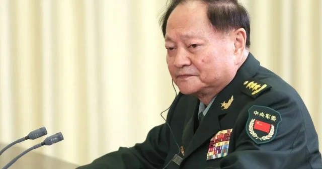 Çində iki general istintaqa cəlb olundu