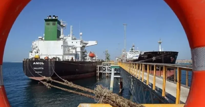 Reuters: США предупредили Ирак о нефтяных санкциях