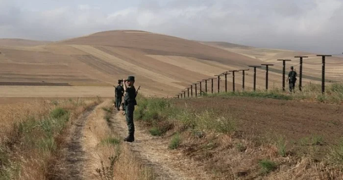 Minneapolisdə SİLAHLI İNSİDENT: Sərhəd xidmətinin əməkdaşlarına atəş açıldı VİDEO