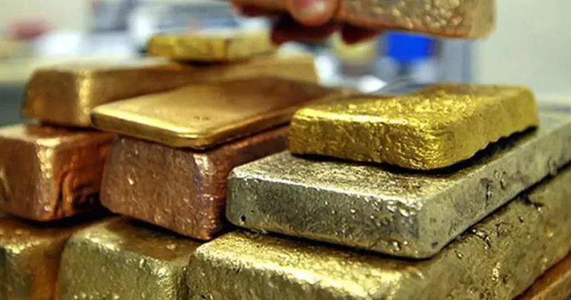 Qızılın qiyməti 5 min dolları ötdü İlk dəfə