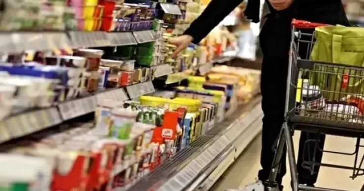 Xırdalanda mağazadan 7 minlik OĞURLUQ