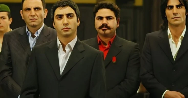 Kurtlar vadisi nin aktyorları 22 il sonra eyni serialda Foto