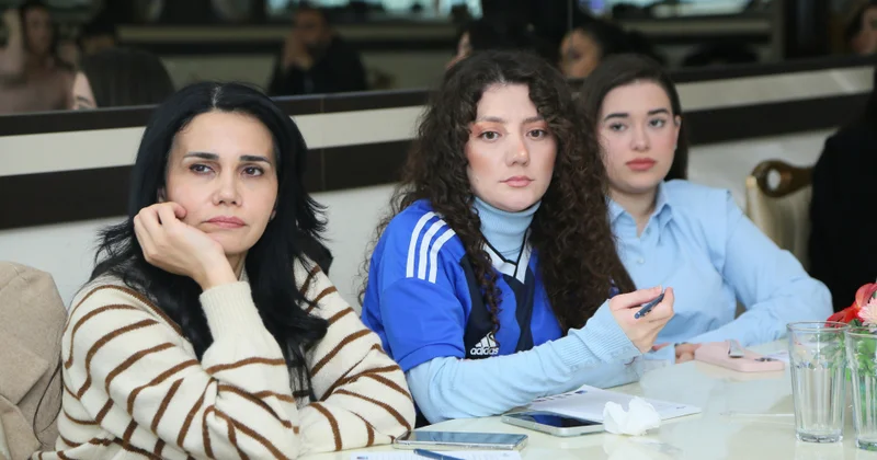 Jurnalistlərə mediada Azərbaycan dili ilə bağlı təlimlər keçirilib