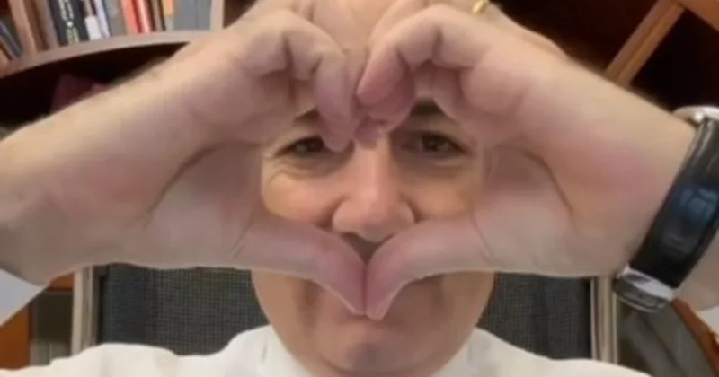 Пашинян создал музыкальную группу и всех сердечно пригласил на дискотеку