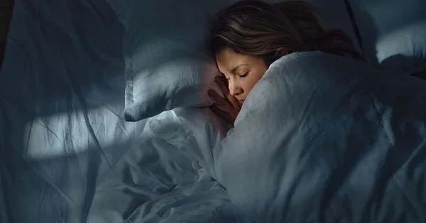 Dünyada əhalisi ən çox yatan ölkələr açıqlandı SİYAHI