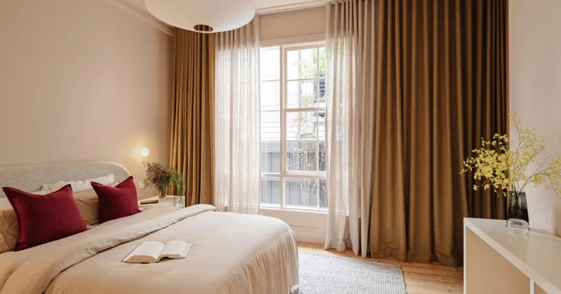 Dizaynerlər xəbərdarlıq edir: Bu 6 pərdə stilindən uzaq durun