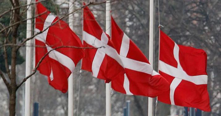 Danimarka NATO dan Arktikaya prioritet verməsini istəyib