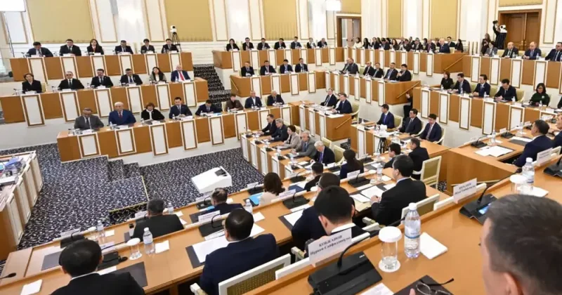 Некоторые функции Народного совета могут закрепить в Конституции Казахстана