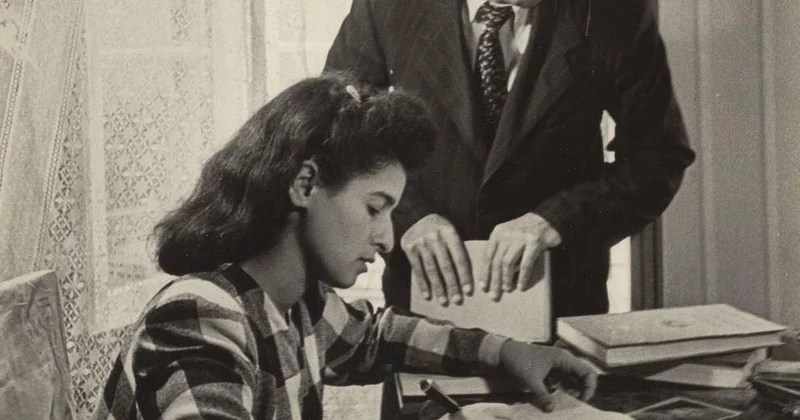 Naməlum məşhurlar TARİXİ FOTO