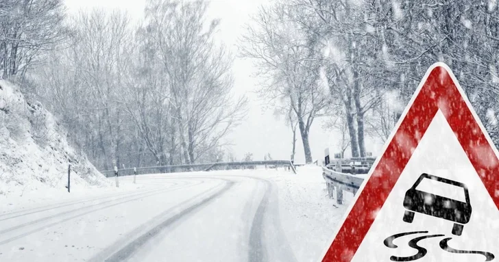 Синоптики предупредили о гололёде на дорогах Азербайджана