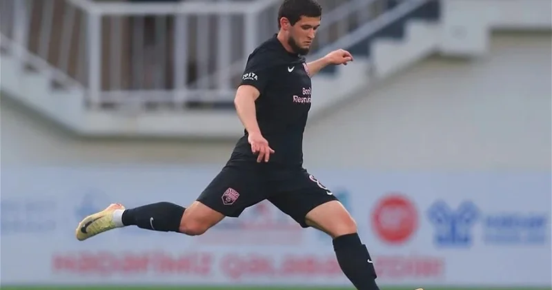 Хавбек Сабаха снова выбрал Россию