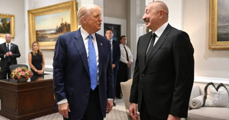 Trampın Bakı ilə bağlı elanı İrəvanı qarışdırdı