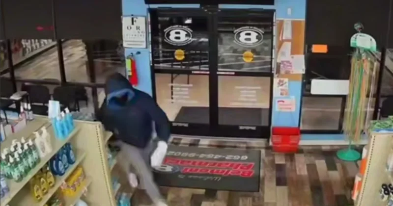 Aptekdən film kimi oğurluq ANBAAN VİDEO