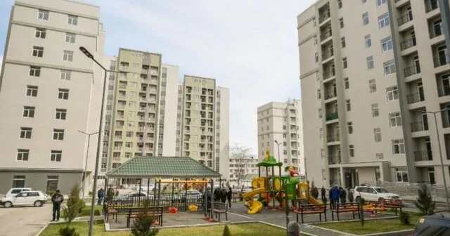 Bakıda mənzil almaq əlçatmaz olur... Sədr