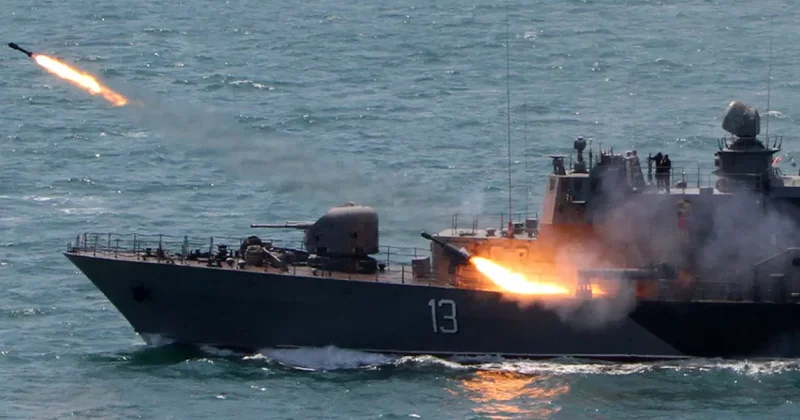 Минобороны США опубликовало кадры уничтожения очередной лодки ВИДЕО