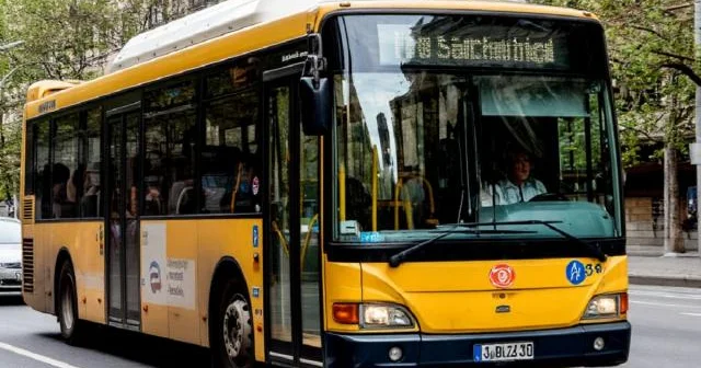 Latviya Belarusla avtobus xidmətinin dayandırıldığını elan edib...