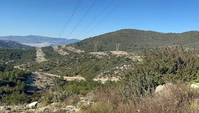 Ova getdi: Oğlunu öldürdü