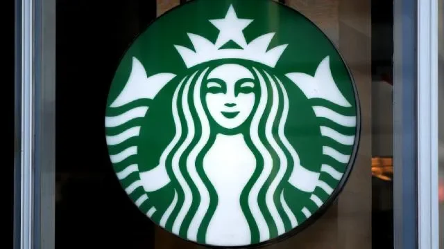 Starbucks 1000 dən çox əməkdaşını işdən çıxaracaq