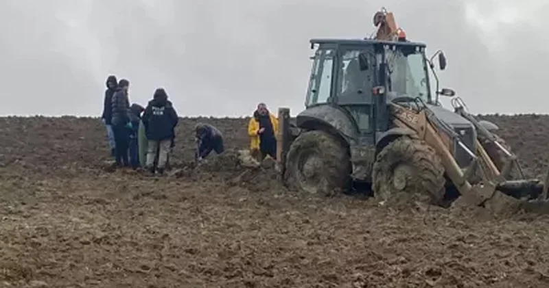 Dəhşətli qətl: Çinli milyoneri İstanbulda diri diri basdırıblar (FOTO)