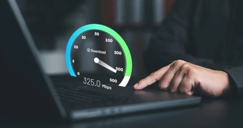 Evdə internet sürətinin ölçülməsi zamanı provayder adlarının fərqli görünməsi nə ilə bağlıdır?