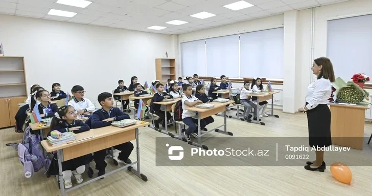 Цифровизация образования в Азербайджане: родители могут оценивать качество преподавания онлайн