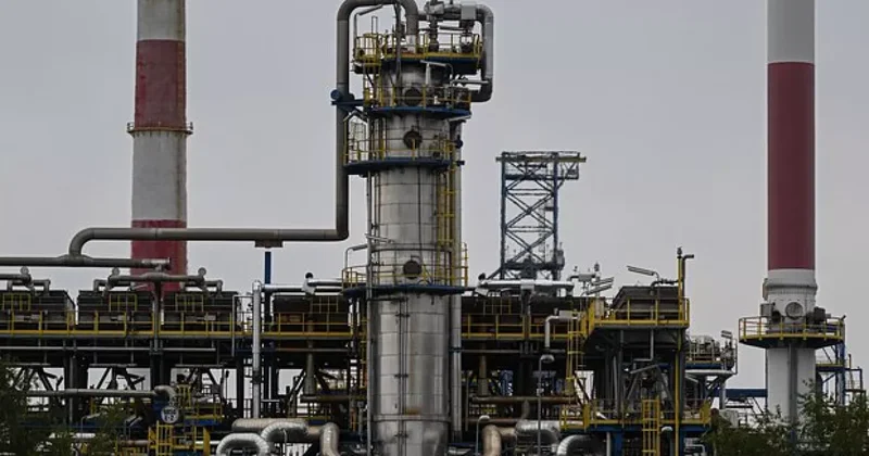 Нефтепровод Дружба временно выведен из под санкций Великобритании