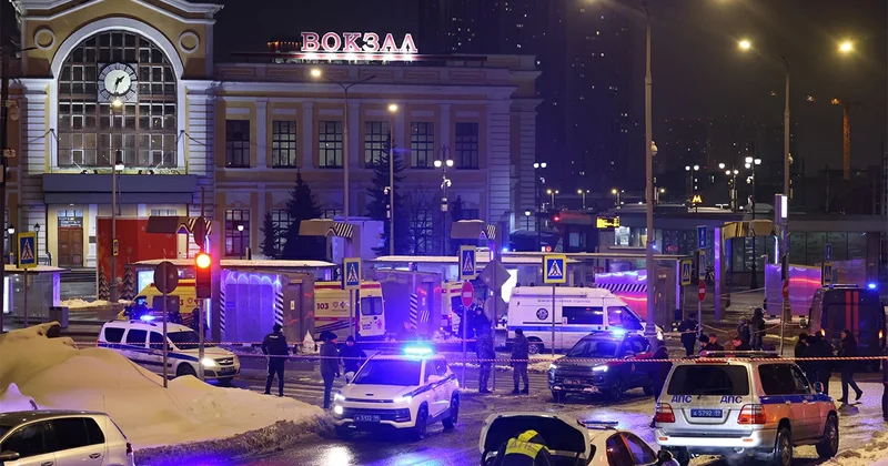 В Москве подорвали автомобиль ДПС Minval Politika