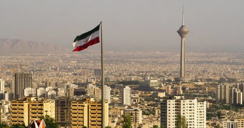 Rəsmi Tehran: İran ABŞ la mümkün qədər tez razılığa gəlməyə hazırdır
