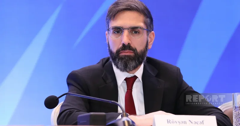 Ровшан Наджаф направил поздравление президенту ФИФА