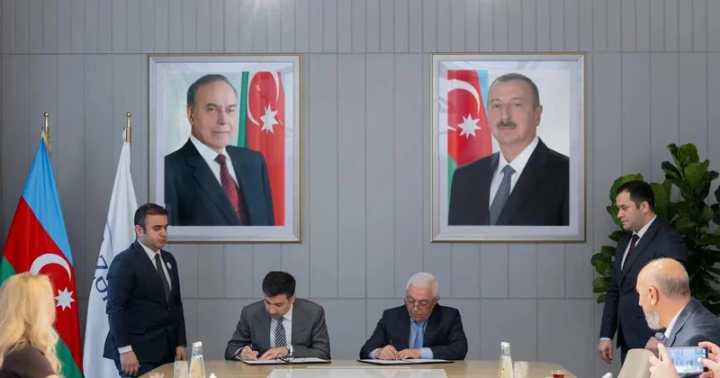 WUF13 çərçivəsində yaşıl enerji təminatı üzrə AzərEnerji ilə memorandum imzalanıb FOTO