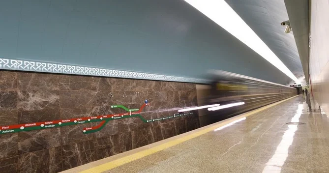 Bakı metrosunda İŞIQLAR SÖNDÜ