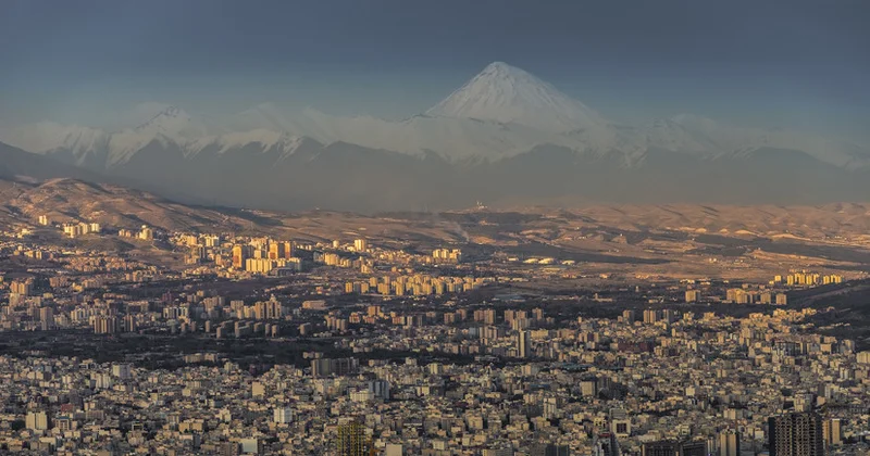 İran Xarici İşlər Nazirliyi: Tehran müharibəyə hazırdır, lakin buna can atmır