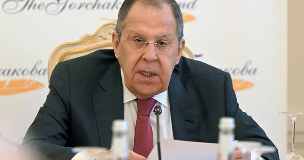 Lavrov bütün Avrasiya üçün vahid təşkilat yaratmağı təklif edib