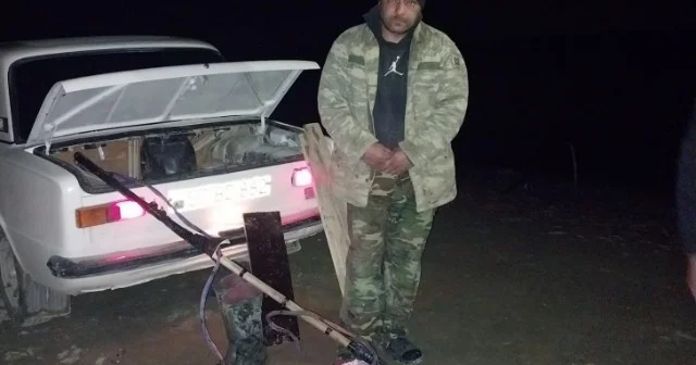Kür çayında tok aparatı ilə balıq ovlayan 3 nəfər saxlanıldı FOTOLAR