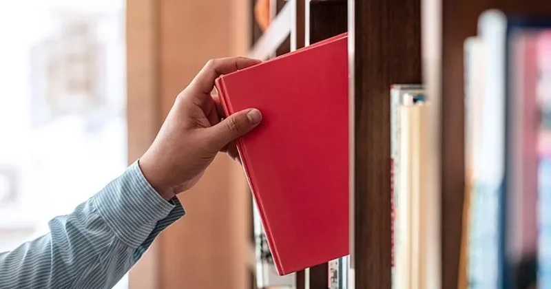 Российский книжный союз запустил реестр книг с упоминанием наркотических веществ