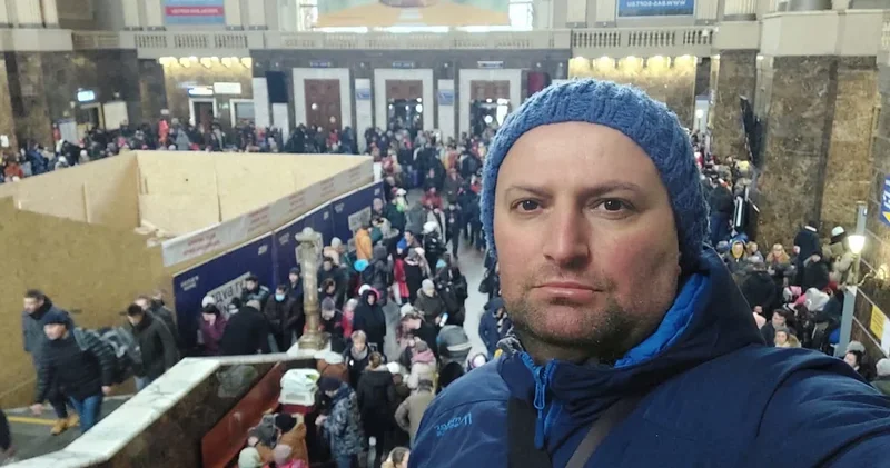 Oğlunu tapan ana və yaxşılığı unudan Ukrayna yol polisi FOTO