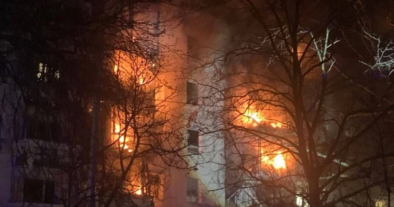 В Севастополе взрыв в жилом доме унес жизни двух человек