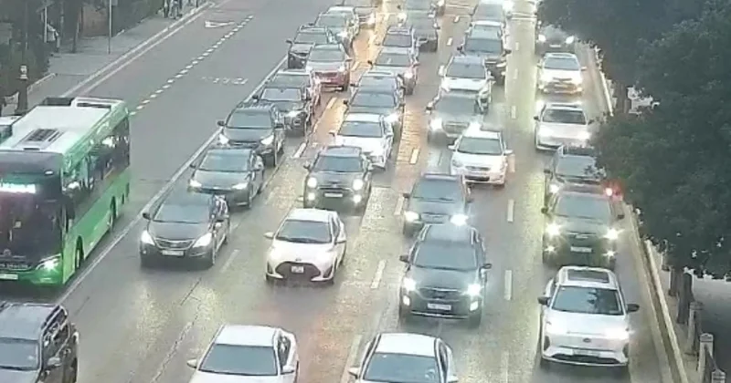 В Баку ограничат движение транспорта на некоторых улицах