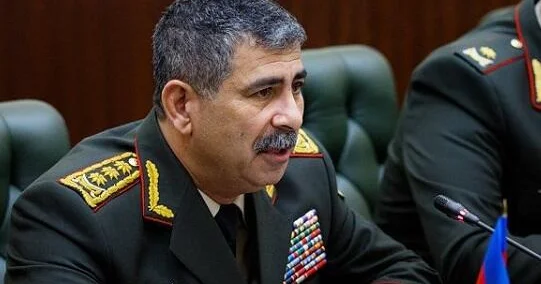Zakir Həsənov müalicə olunan hərbçilərə baş çəkdi FOTOLAR