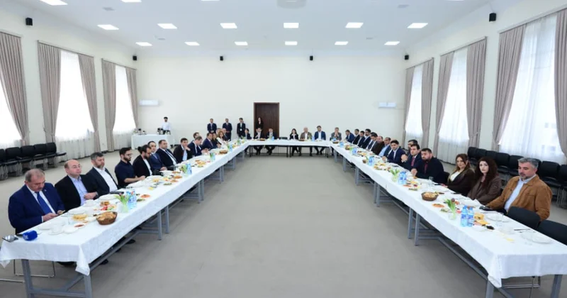 Sahibkarlarla görüş: peşə təhsili ilə biznes sektoru arasında əməkdaşlıq gücləndirilir