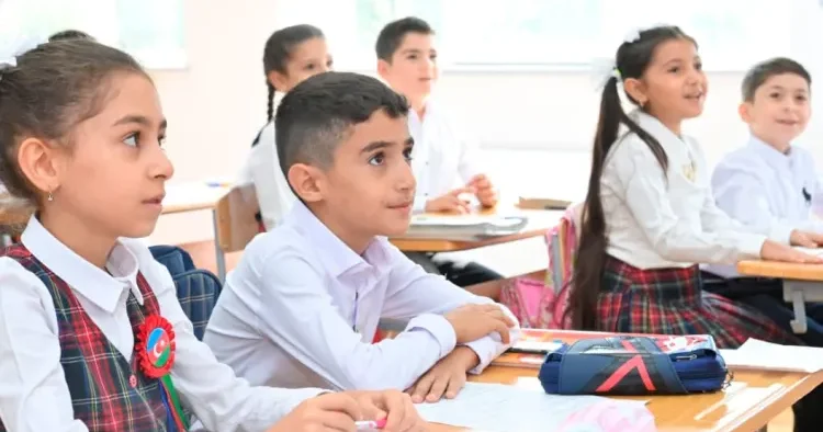 IV və VI siniflərdə monitorinq Yerdəyişmə prosesi DAYANDIRILDI