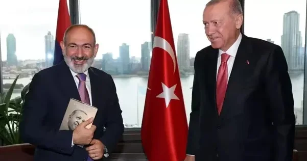 “ Sərhəd açıldıqdan sonra “Türkiyə bizi yeyəcək“ fikri anlaşılmazdır: orada yüz minlərlə erməni yaşayır və işləyir...”