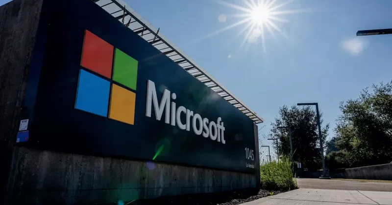 Microsoft впервые за свою историю предложит тысячам сотрудников добровольно уйти